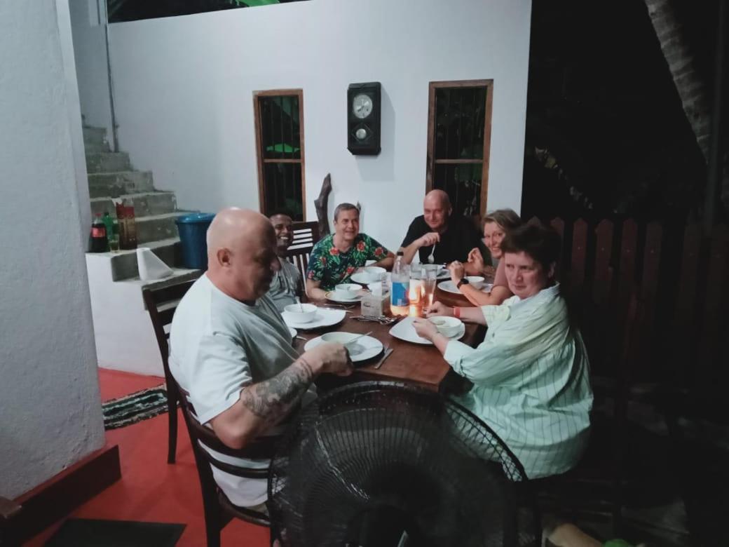 בנטוטה Gold Sand Resort מראה חיצוני תמונה