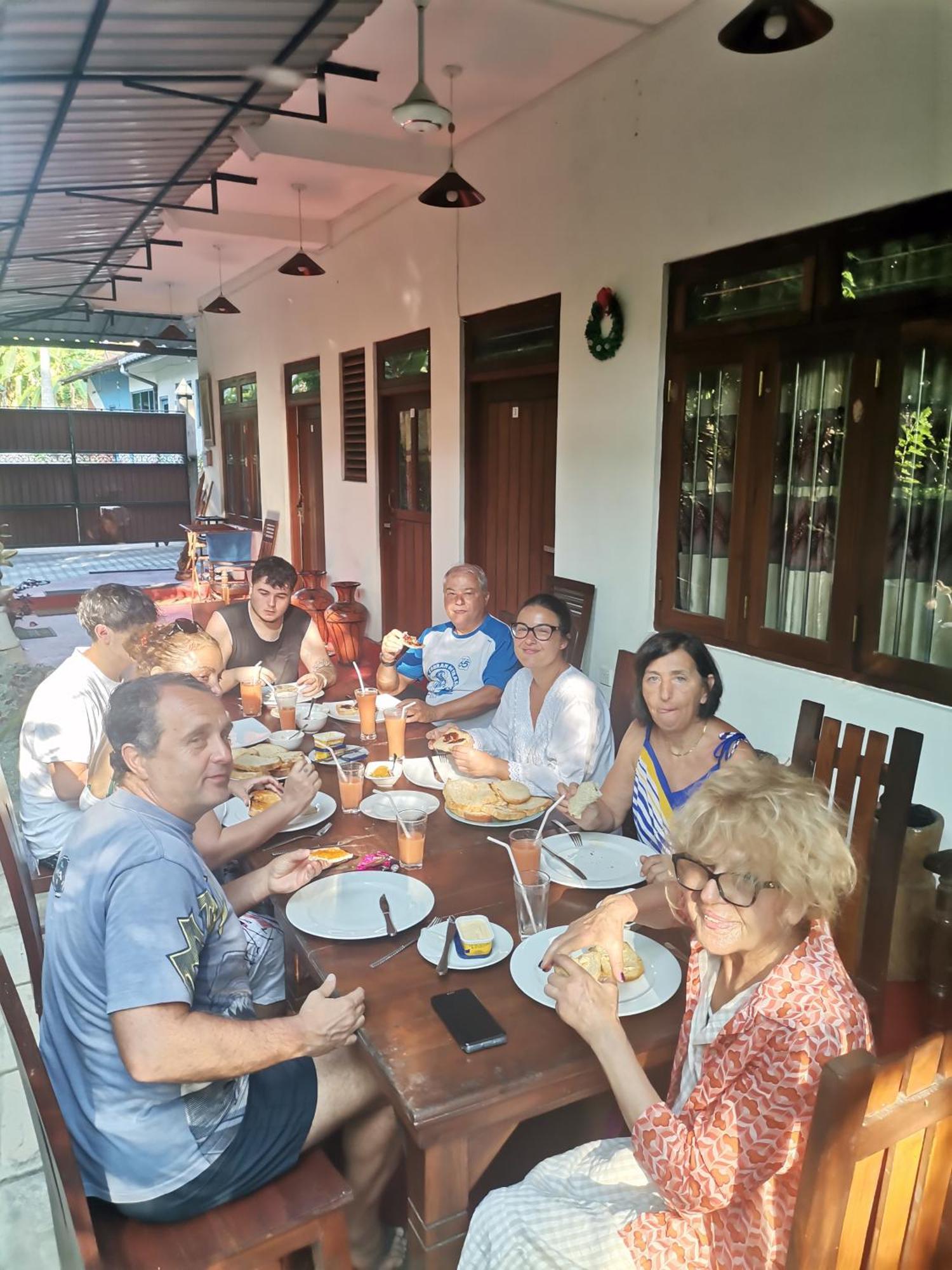 בנטוטה Gold Sand Resort מראה חיצוני תמונה